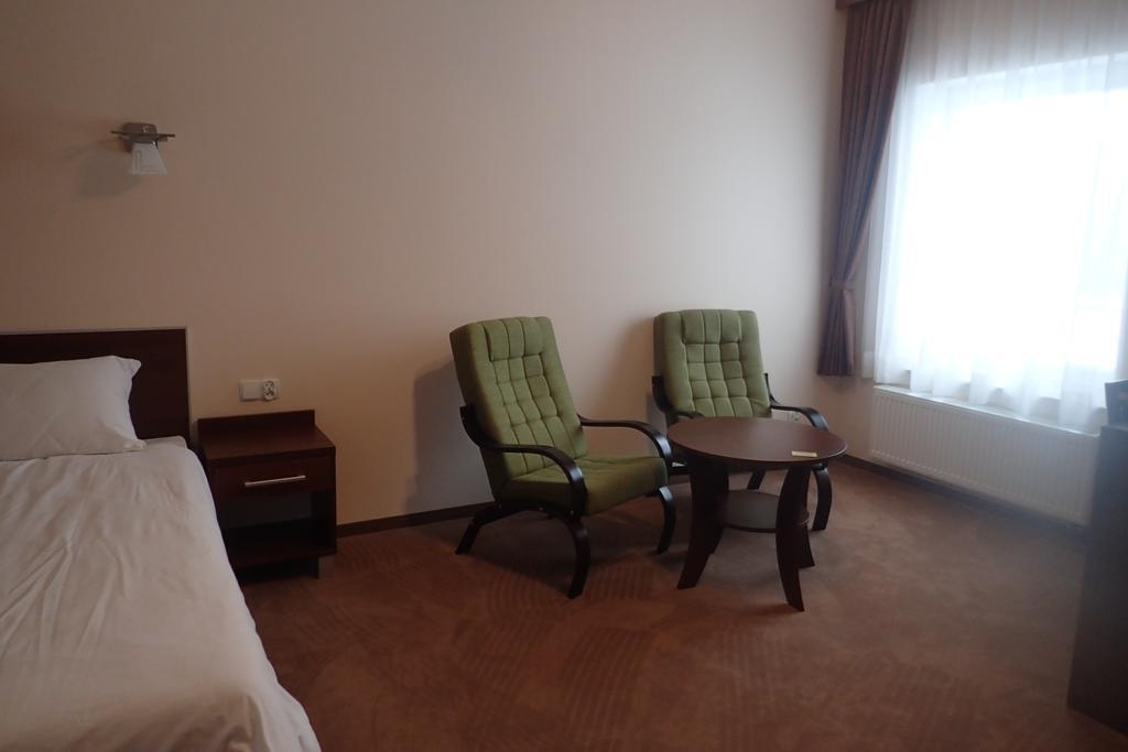 吉日茨科 Gosciniec Pan Tadeusz II酒店 外观 照片